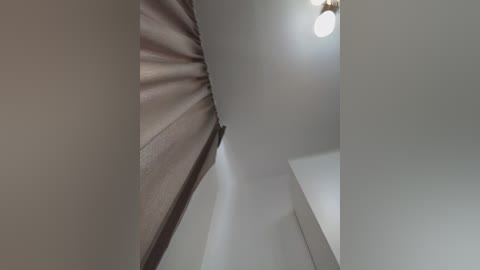 invitado free recording from 2026-04-15 00:34:00