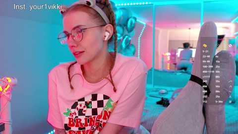 _vikkil0vescheese_ free recording from 2026-04-05 00:10:00