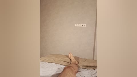 milan_031 free recording from 2026-04-07 00:38:00