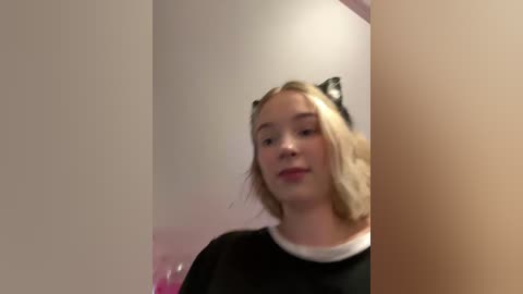 meowmia free recording from 2026-04-07 04:09:00