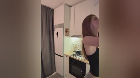 crazyaleona free recording from 2026-04-14 00:08:00