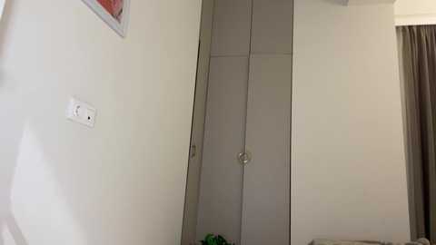 kellyyberyy free recording from 2026-04-14 00:08:00