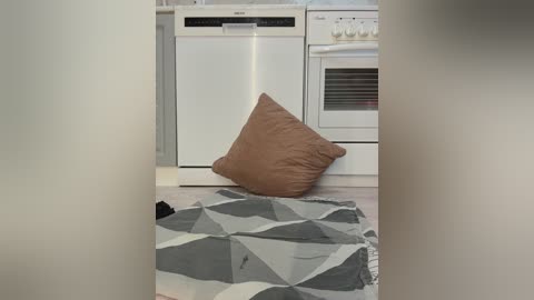 anyuta1212 free recording from 2026-04-14 00:08:00