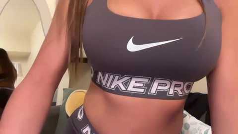 karinaaaxx free recording from 2026-04-09 14:11:00