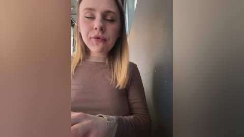 elegantbabe free recording from 