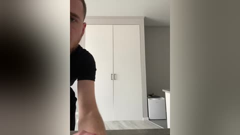 gummy_bears free recording from 2026-04-14 02:42:00