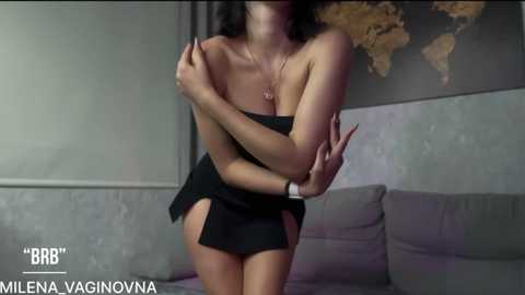 milenalmur free recording from 2026-04-10 23:00:00