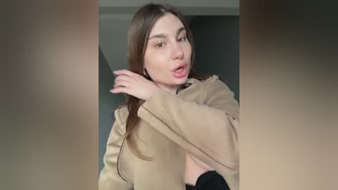 _emilybaby_ free recording from 2026-04-14 02:21:00