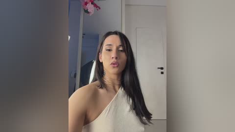 adel9 free recording from 2026-04-14 00:31:00