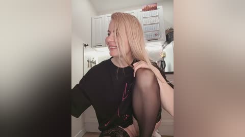 miss_1m free recording from 2026-04-14 00:08:00