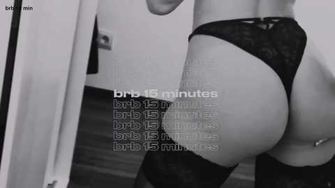 pinkfoxya free recording from 2026-04-14 00:31:00