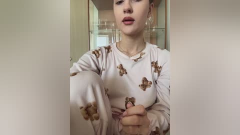 _lana_chester_ free recording from 2026-04-14 00:08:00