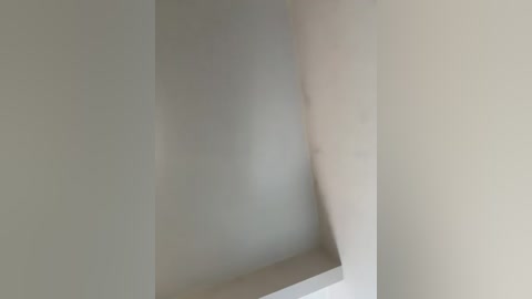 dream022 free recording from 2026-04-14 02:45:00