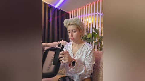 mialiahot free recording from 2026-04-15 00:18:00