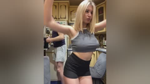 _breid_1 free recording from 2026-04-15 00:17:00