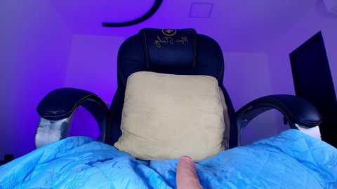 naomi_k free recording from 2026-04-15 01:36:00