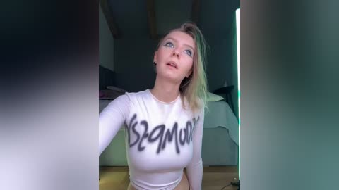 nezukoo free recording from 2026-04-15 22:00:00