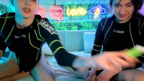 2laski2 free recording from 2026-04-16 00:11:00