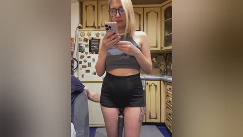 _breid_1 free recording from 2026-04-16 01:06:00