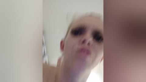 astahichalena free recording from 2026-04-17 00:29:00