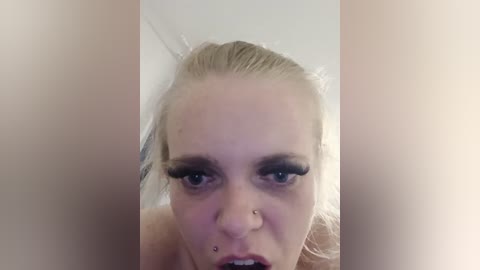 astahichalena free recording from 2026-04-17 00:29:00