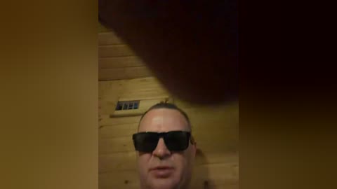 black_kitt free recording from 2026-04-17 06:23:00