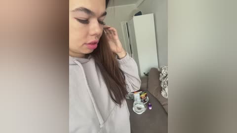 giavibey free recording from 2026-04-20 00:04:00