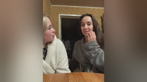 cat_meowa free recording from 2026-04-19 21:15:00