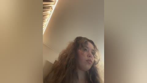 ladyemily free recording from 2026-04-19 21:41:00