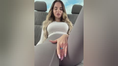 ledymiya free recording from 2026-04-20 00:03:00