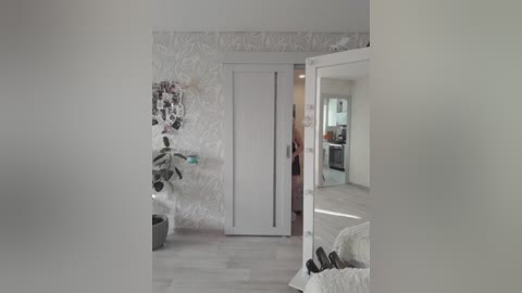 mery8poppins free recording from 2026-04-22 04:16:00