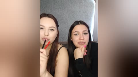 alica_and_angelina free recording from 2026-04-25 01:12:00