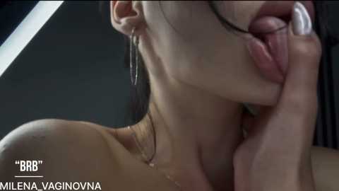 milenalmur free recording from 2026-04-23 09:29:00