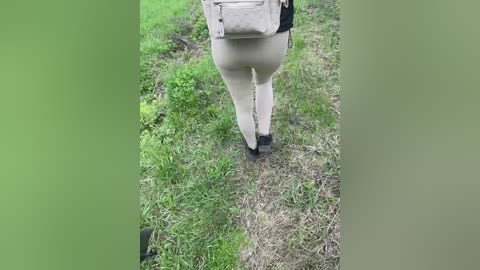 sun_moon free recording from 2026-04-25 00:06:00