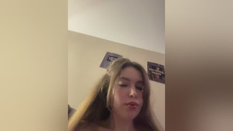 ladyemily free recording from 2026-04-25 00:04:00