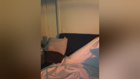 originalhooli free recording from 2026-04-28 00:01:00