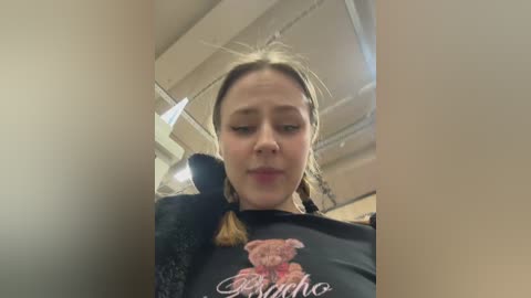 elegantbabe free recording from 2026-04-27 13:32:00