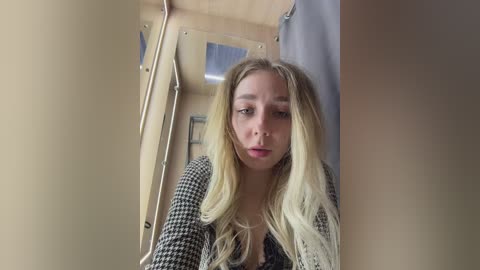 janchi_ free recording from 2026-04-28 00:15:00