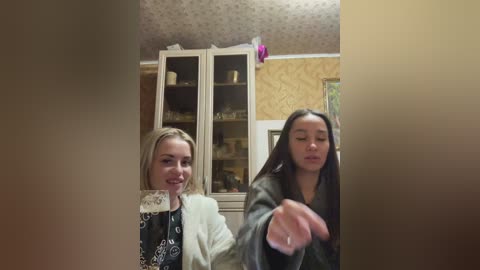 cat_meowa free recording from 2026-04-30 21:30:00